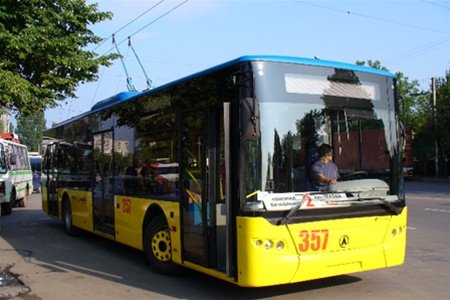 нічні і опівнічні тролейбуси